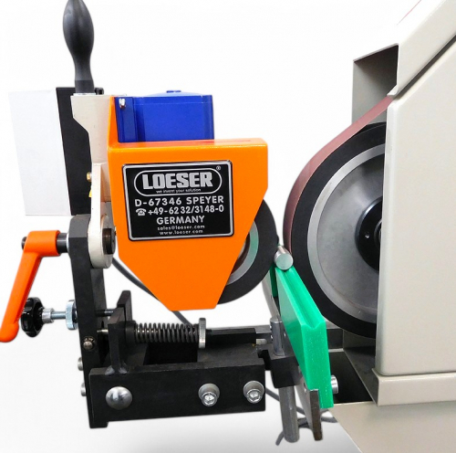 Contact grinding machine KS 360 BC device with V-channel